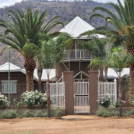 De Jagter'S Nest Villa Otavi Exterior photo