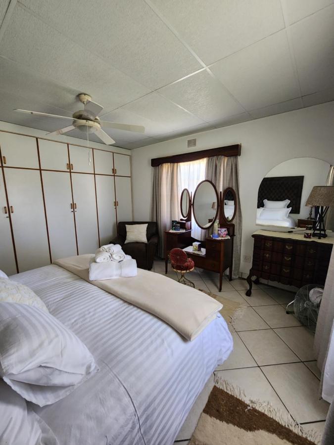 De Jagter'S Nest Villa Otavi Exterior photo